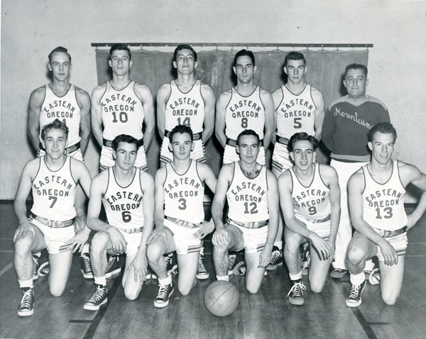 1949-50 Basketball Team 1-2
