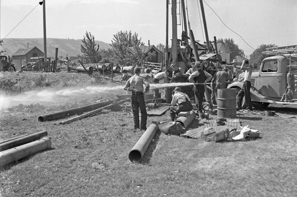 Elgin, Drilling City Well 2