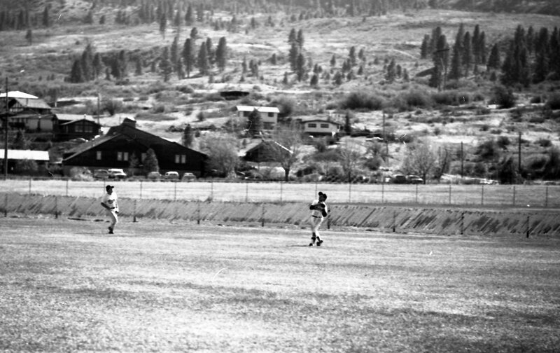 1985 Baseball, April Action 15