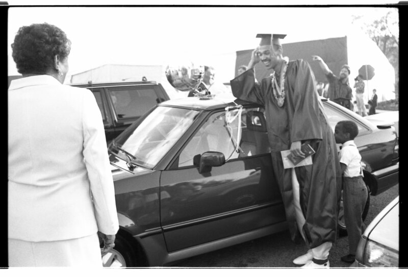 1989 Graduate with Family 09