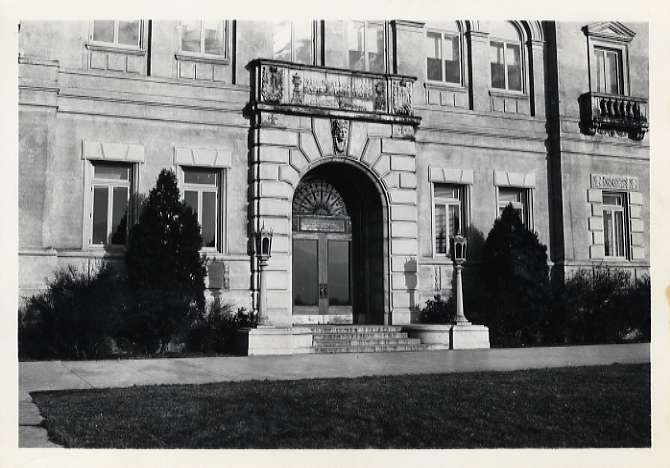 1938 Inlow Hall Entrance