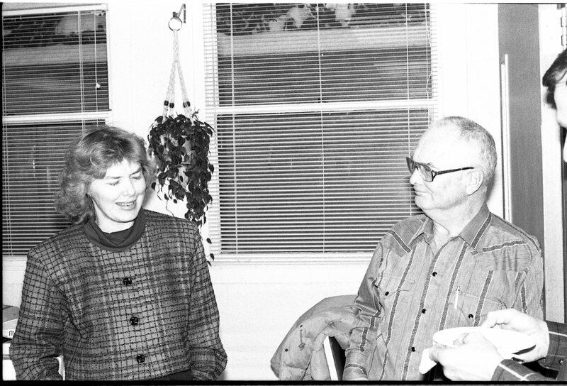 1990 Employees, Party 03