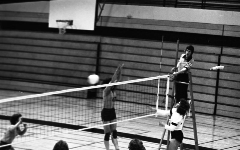 1981 Volleyball Action 25