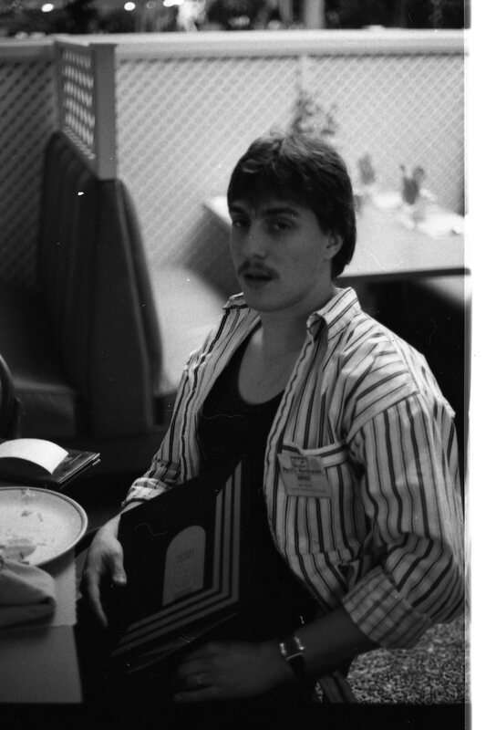 1988 Students, Restaurants 01