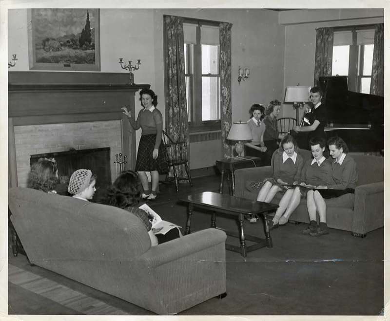 50's Residence Life, Common Room 1