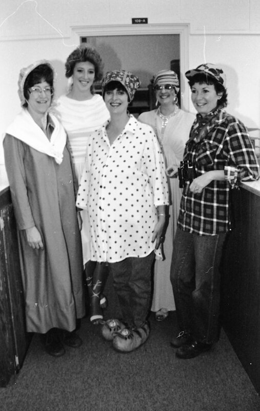 1987 Employees, Halloween 06