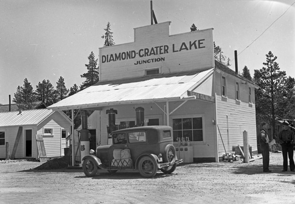 Diamond-Crater Lake Junction