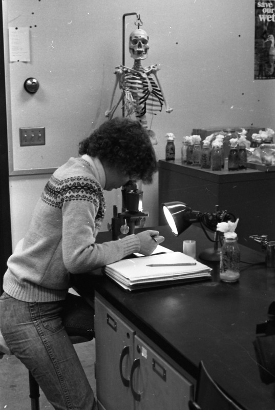 1977 Classroom, Biology Lab 06