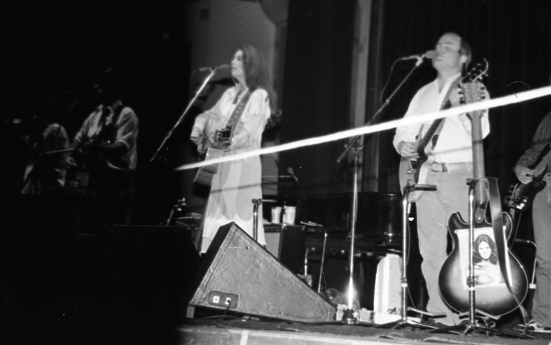 1982 Concert, Emmylou Harris 20