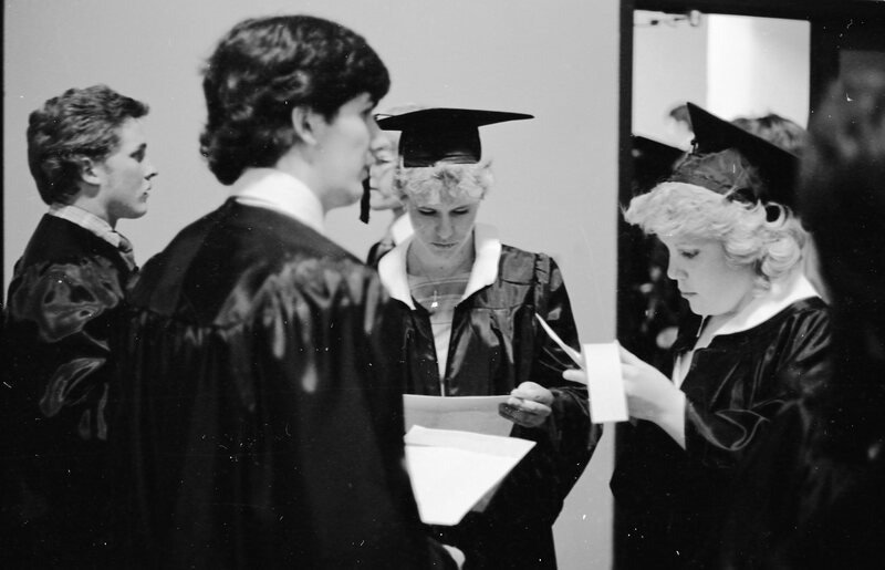 1983 Graduates 06