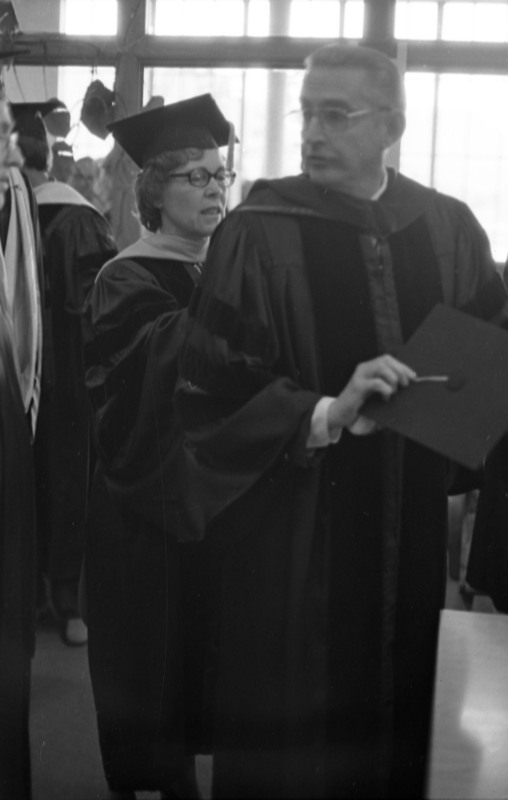1976 Graduation, Faculty Preparation 02