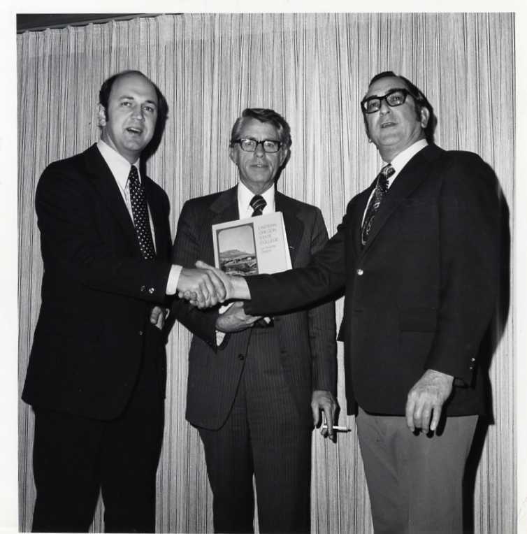1975 Foundation, Administration 1-1