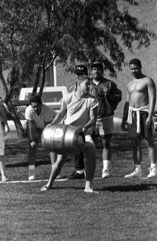 1987 Homecoming, Keg Toss 01