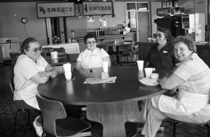 1986 Employees, Food Services 02