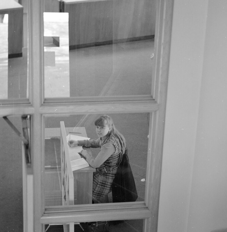 1972 Walter M. Pierce Library, Usage 03