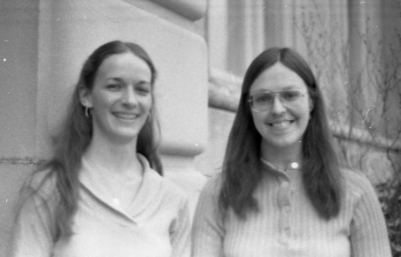 1980 Students, Women 02