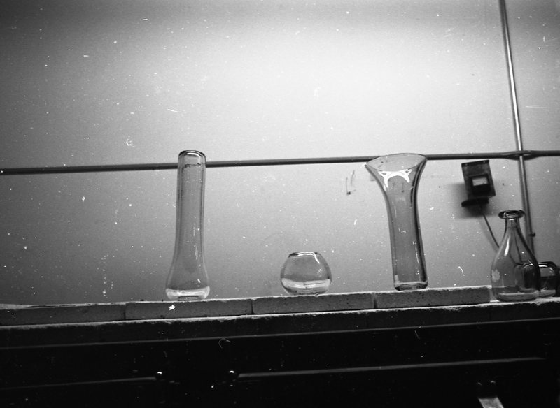 1985 Art, Glass Vases
