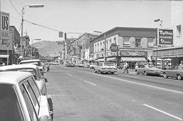 La Grande, Street Scene 5