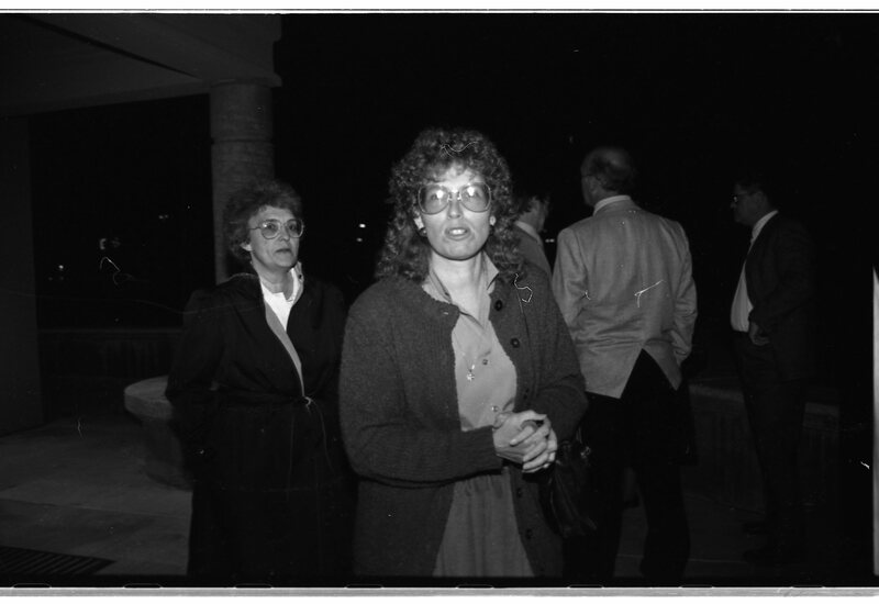 1989 Walter M. Pierce Library, Ribbon Cutting 06