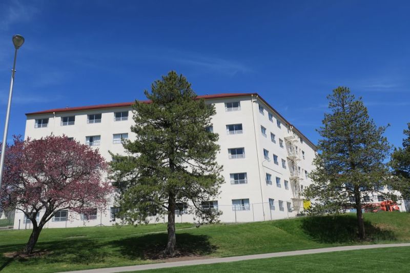 Dorian and Hunt Hall 130