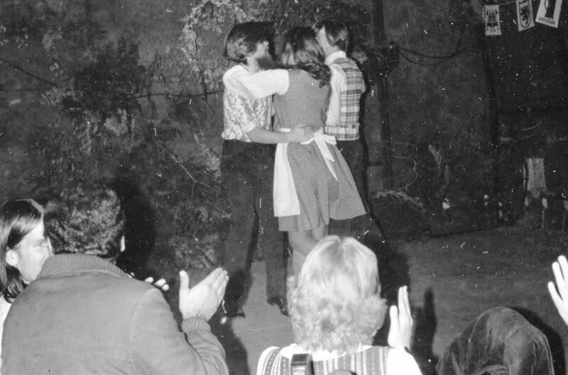 1975 Octoberfest, Folk Dancing 05