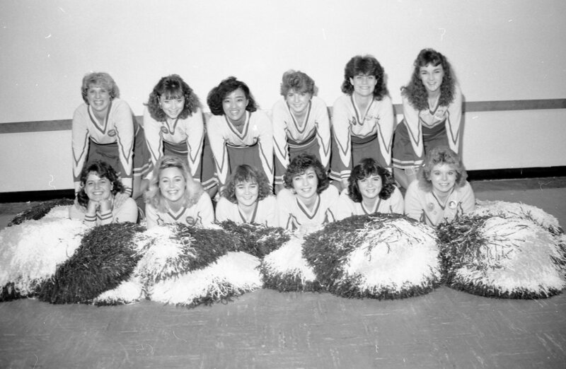 1985 Cheerleaders 05
