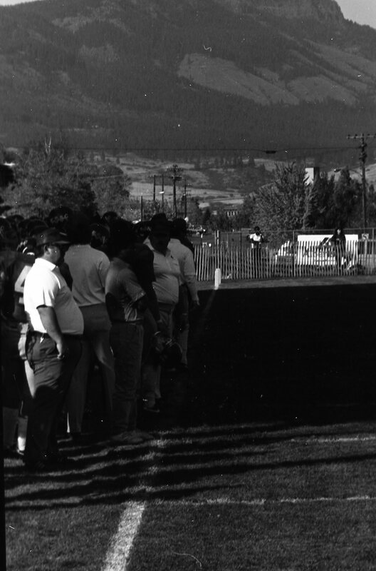 1985 Football Sideline 02