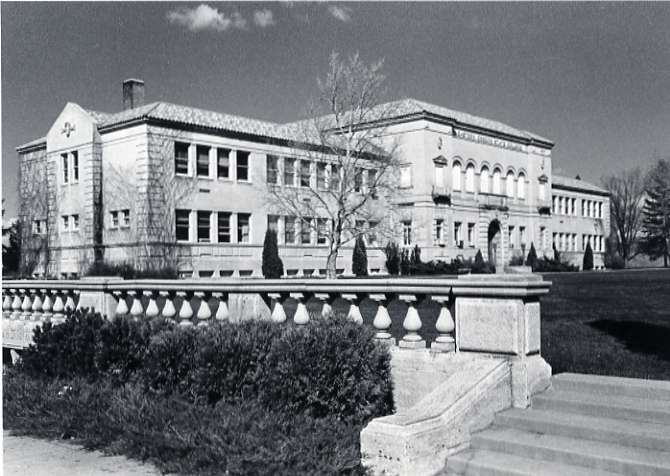 1977 Inlow Hall 1
