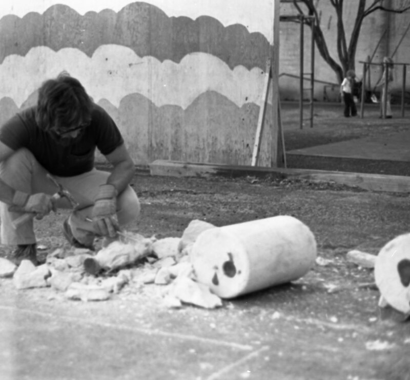 1977 Sculpture Class, Breaking Molds 11