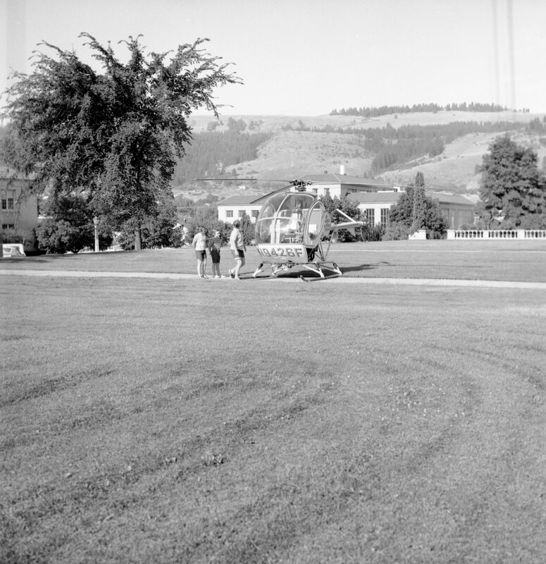 1967 Summer Graduation, Guest Arrival 18