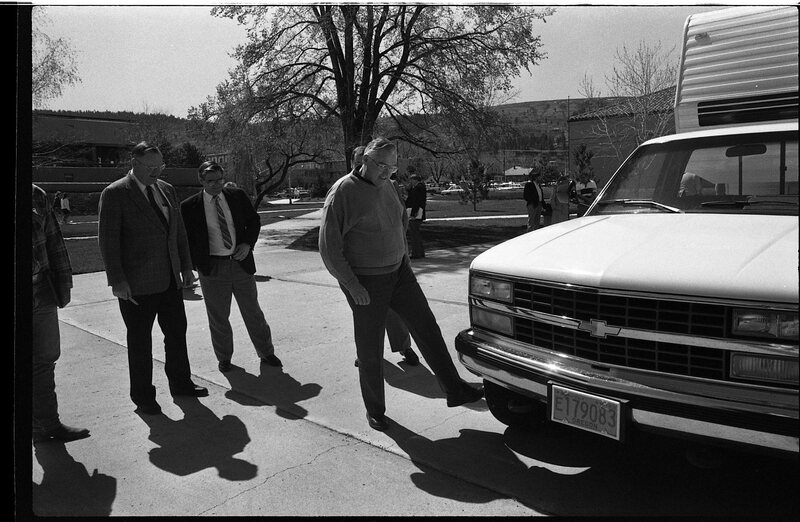 1991 Mobile Laboratory, Ribbon Cutting 14