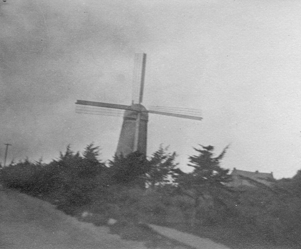 Reuter, Windmill