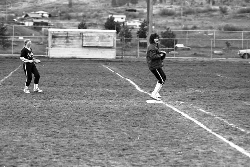 1982 Women's Softball Game - EOSC vs. SOSC 11