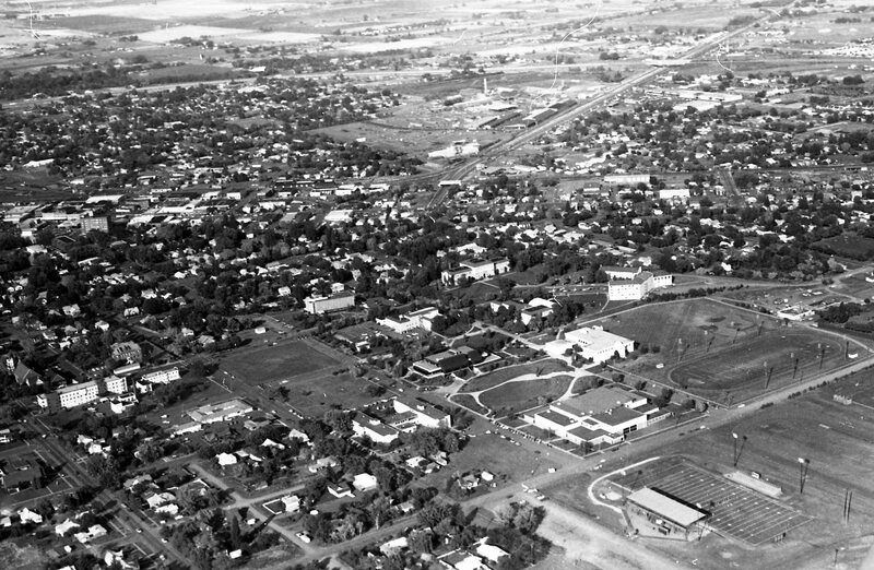 1984 Aerial Shot of EOSC Campus 02