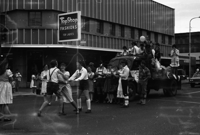 1980 Parade, Folk Dancers 01