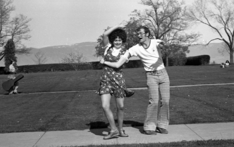 1976 Dance, Outdoors
