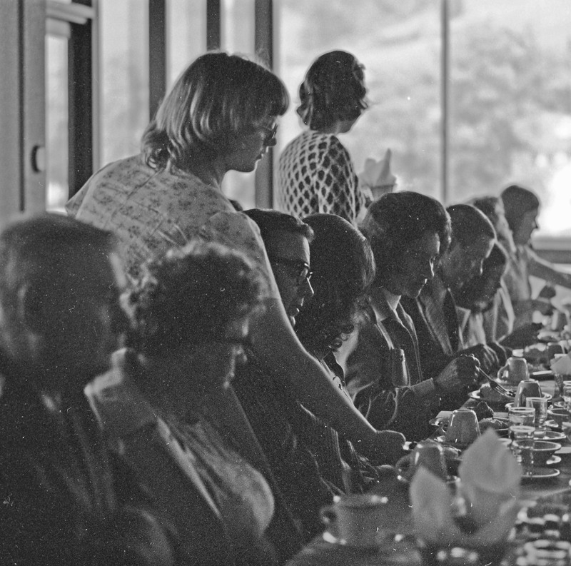 1974 Hoke Hall, Senior Breakfast 13