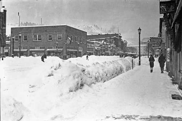 La Grande, Street Scene 10