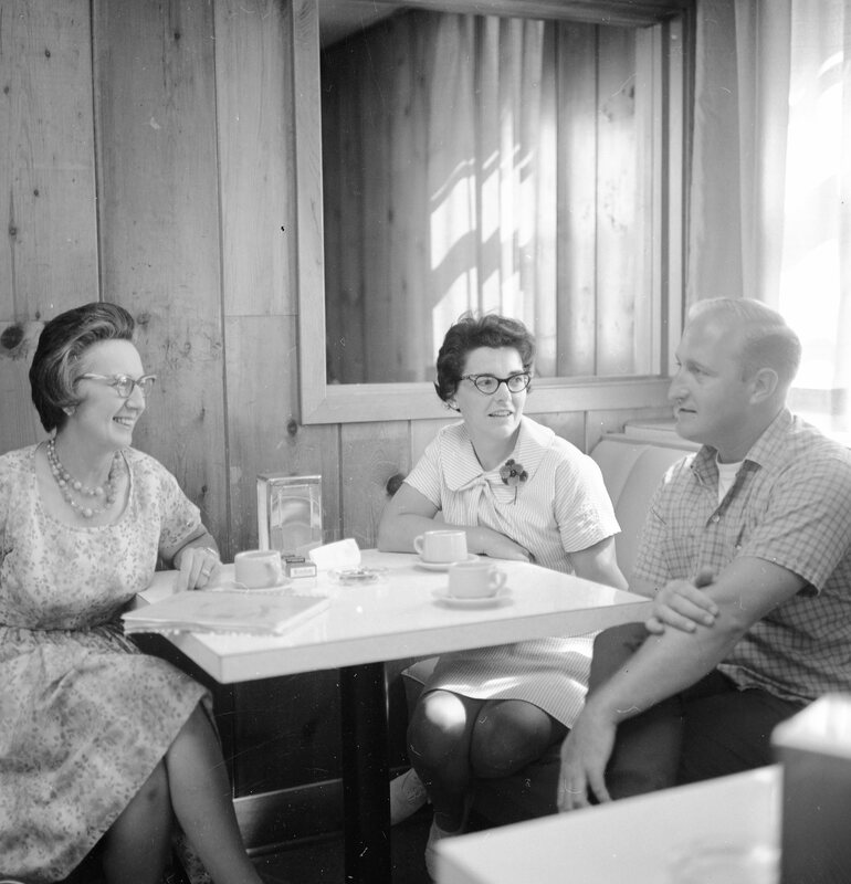 1968 Hoke Building Coffee Shop 03