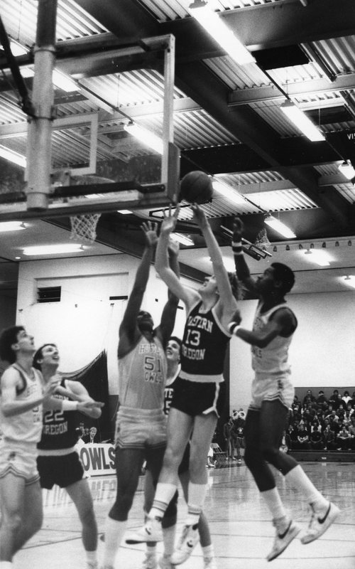 1986 Basketball Action , EOSC vs. OIT 01