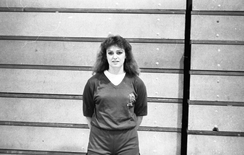 1984 Women's Basketball Players, Fall Portraits 08