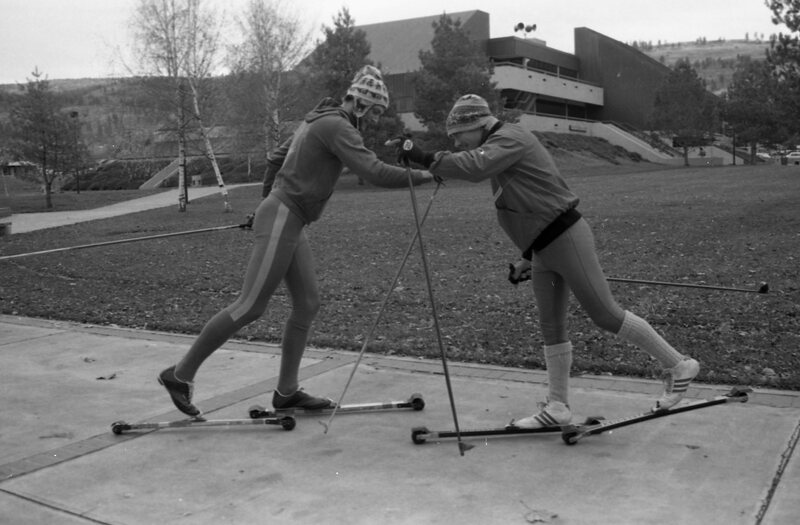1985 Skiing on Campus 03