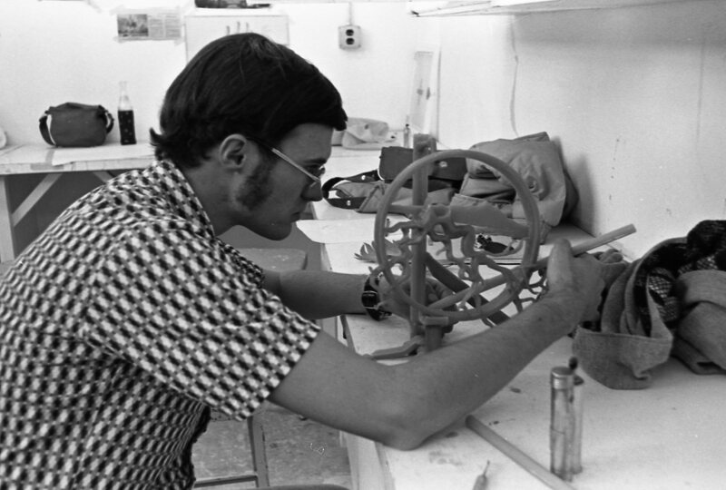 1977 Sculpture Class 03