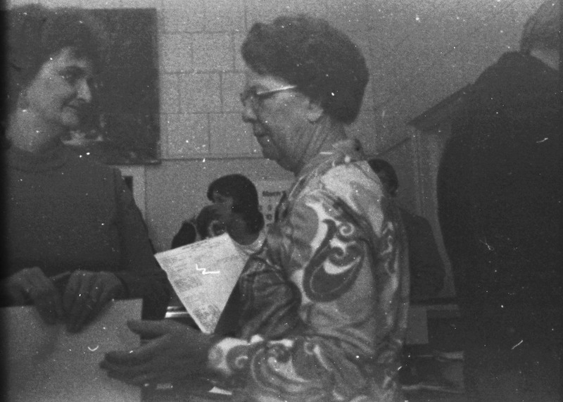 1976 Employees, Registration