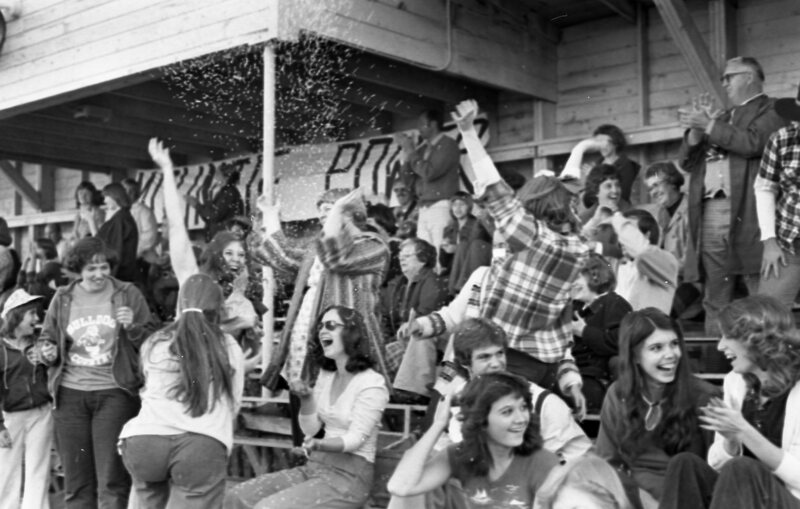 1977 Football Fans 14