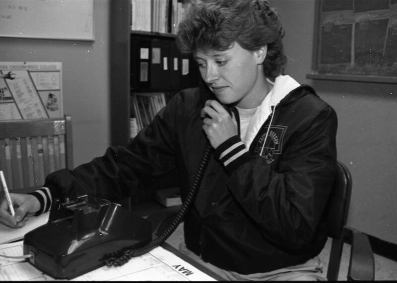 1989 Employee, Unidentified Woman A 04