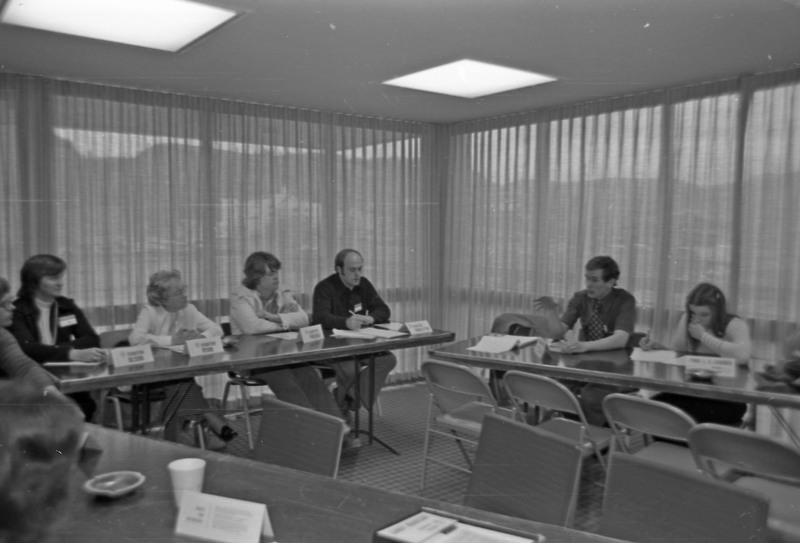 1976 Employees, Faculty Senate Meeting 01