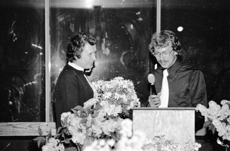 1976 Awards Banquet, Faculty 06