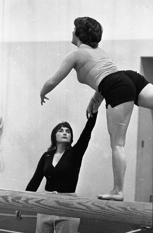 1974 Gymnastics, Balance Beam 03