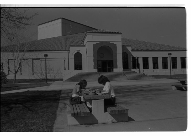 1990 Students, Outdoors 01